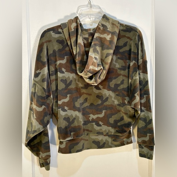 American Eagle Outfitters XS Pullover Gr/Br Camo Pullover Sweatshirt With Hood - Picture 3 of 7